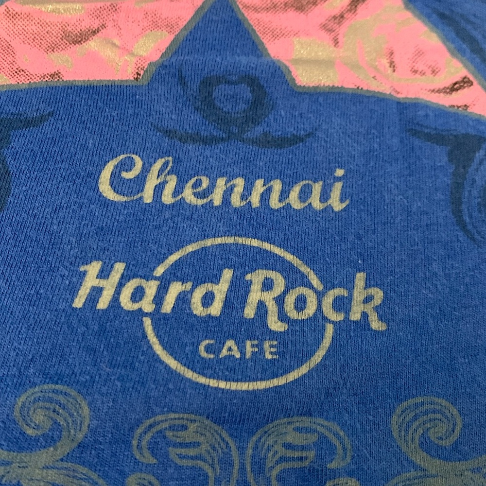 3/$20✨Hard Rock Cafe Breast Cancer Awareness Chennai India - Picture 4 of 8